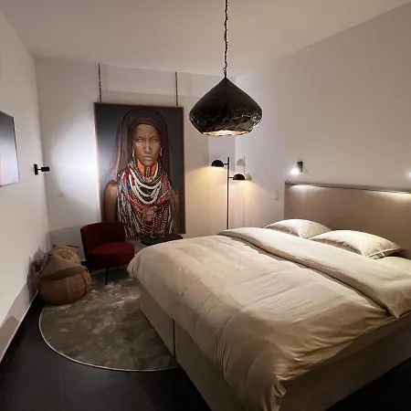 Oda ve Kahvaltı Maison *