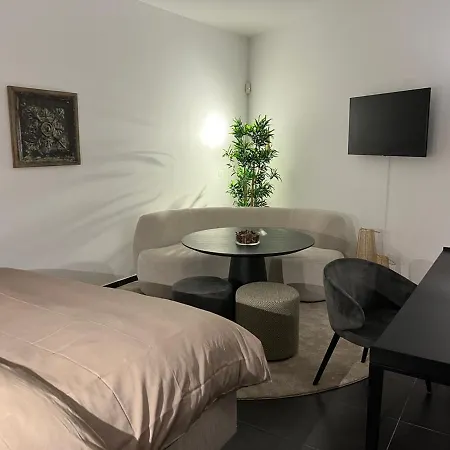 Maison *